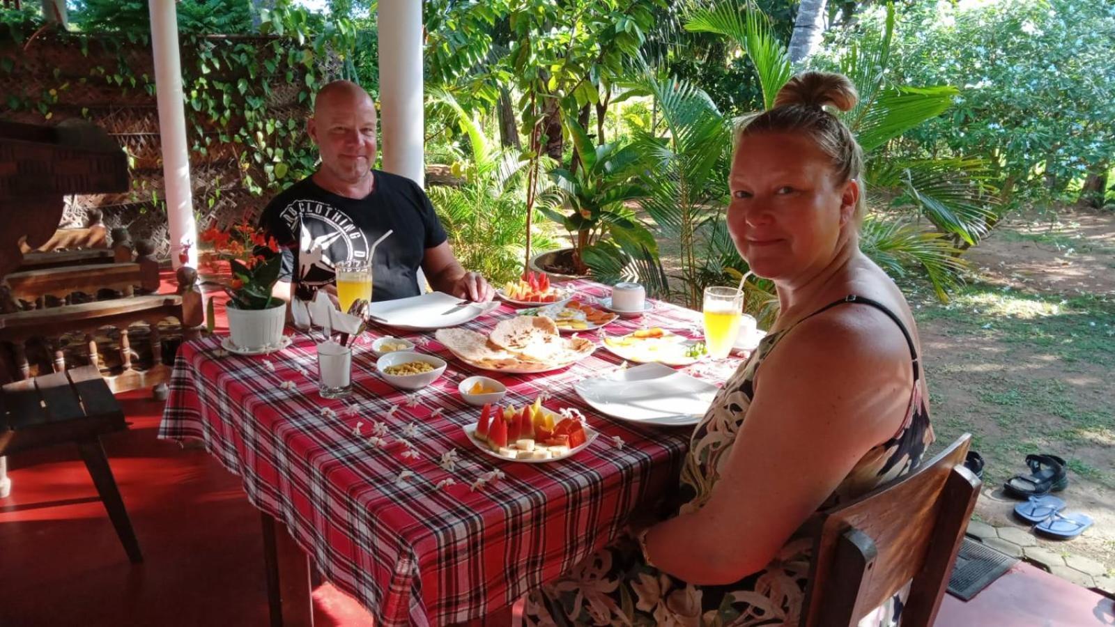 Turtle Island Cabana Тангалла Экстерьер фото