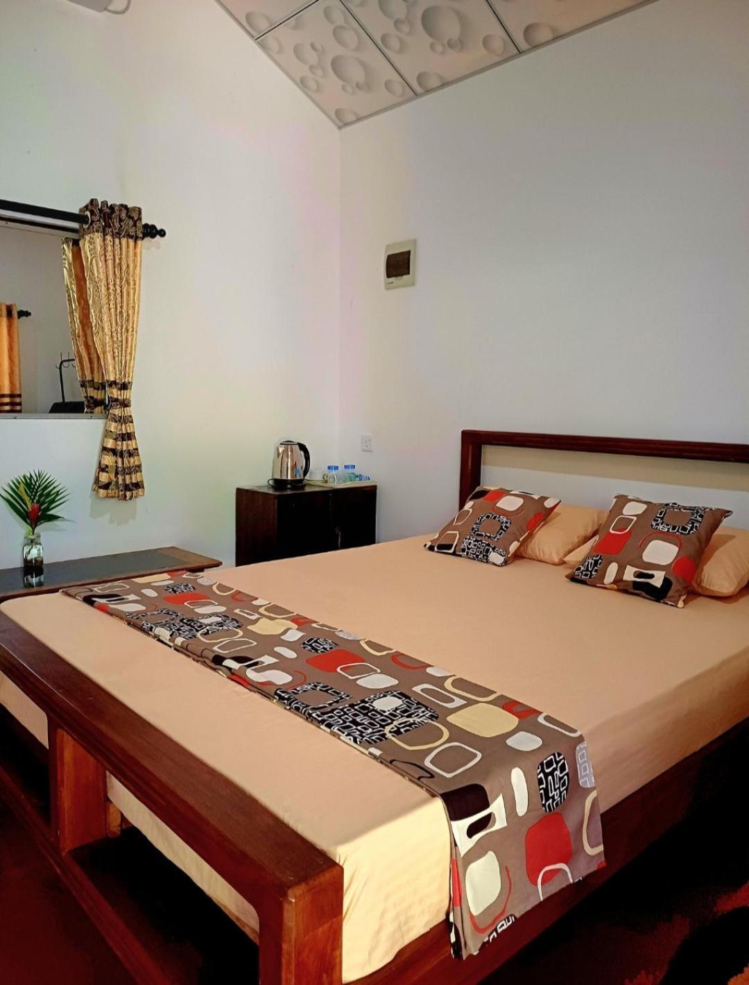 Turtle Island Cabana Тангалла Экстерьер фото